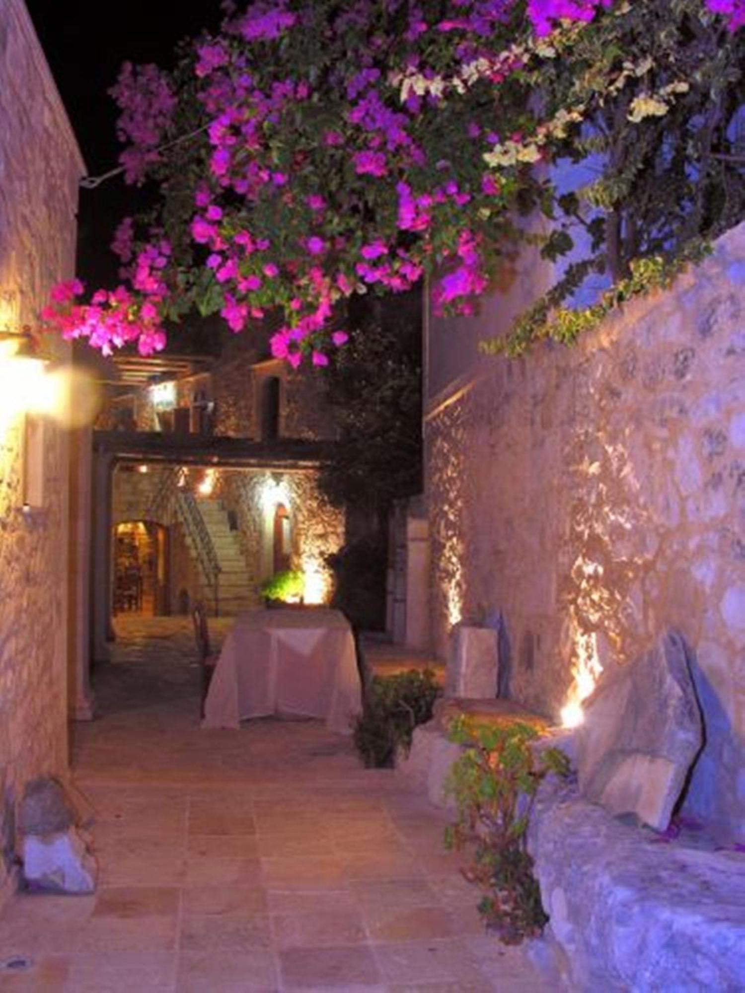Hostal Kouriton House Margarítai Exterior foto